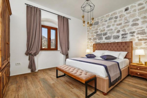 Three Dots by Todorovic Family, Kotor